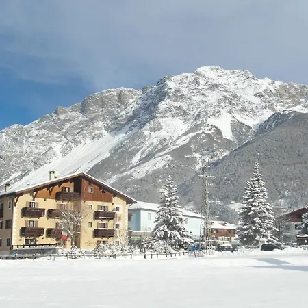 Alpi & Golf فندق