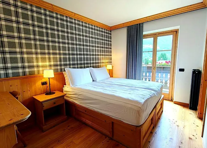 Alpi & Golf Otel 3*
